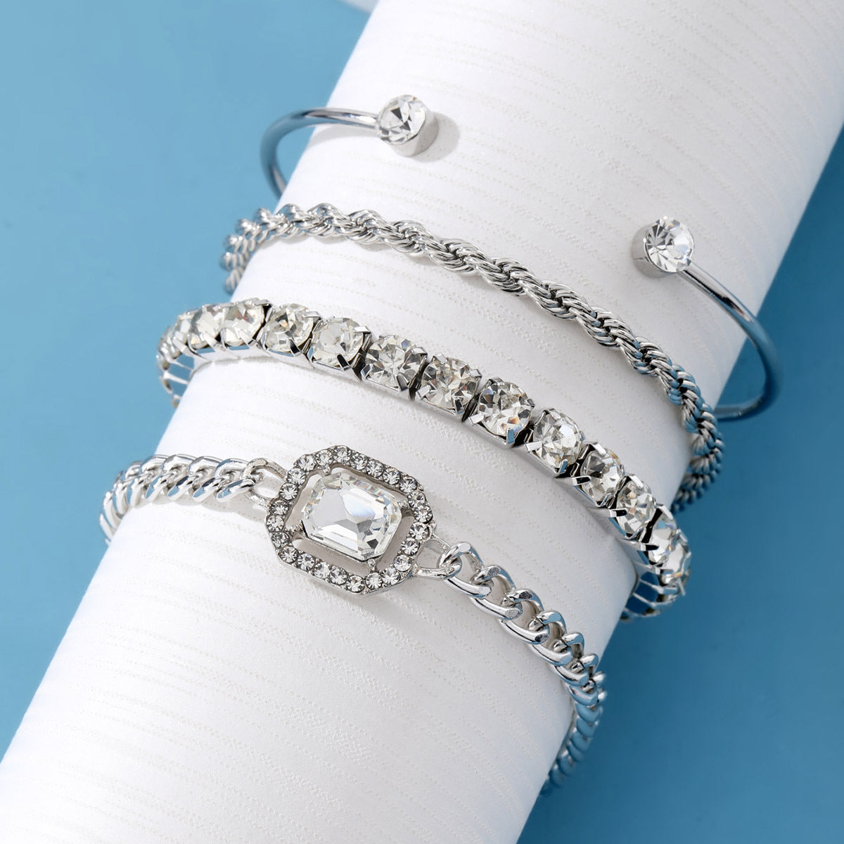 (Stainless)Set of 4 Bracelets