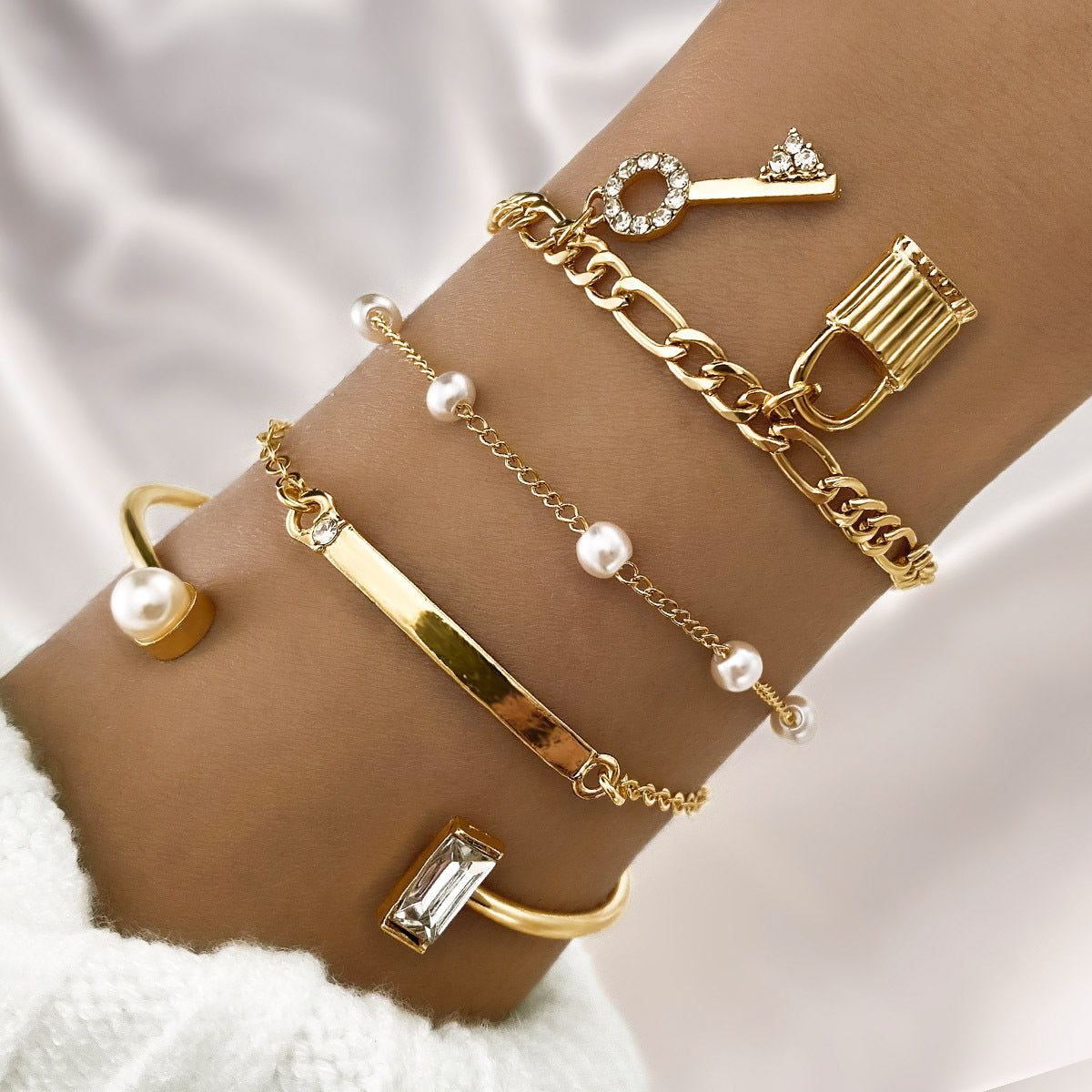 (Stainless)Set of 4 Bracelets (14 different sets)