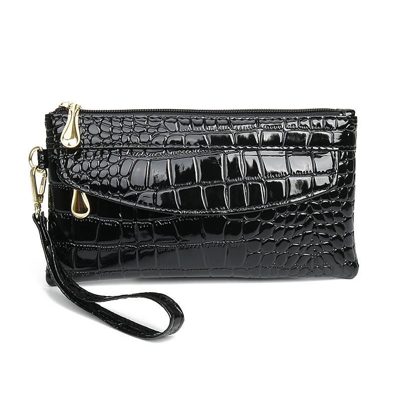 Luxurious Croc-Embossed PU Leather Clutch