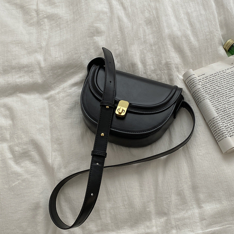 Minimalist Vintage Saddle Shoulder Bag