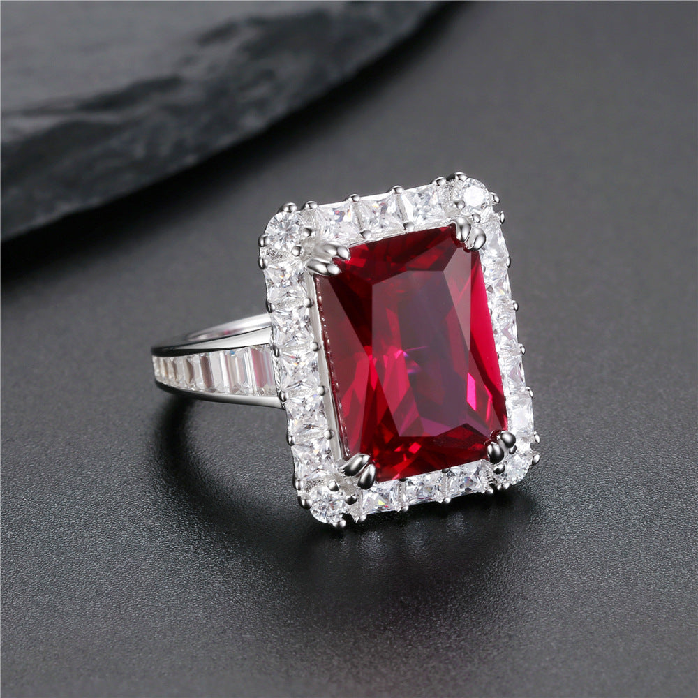 Ruby & Diamond Ring – Classic & Striking