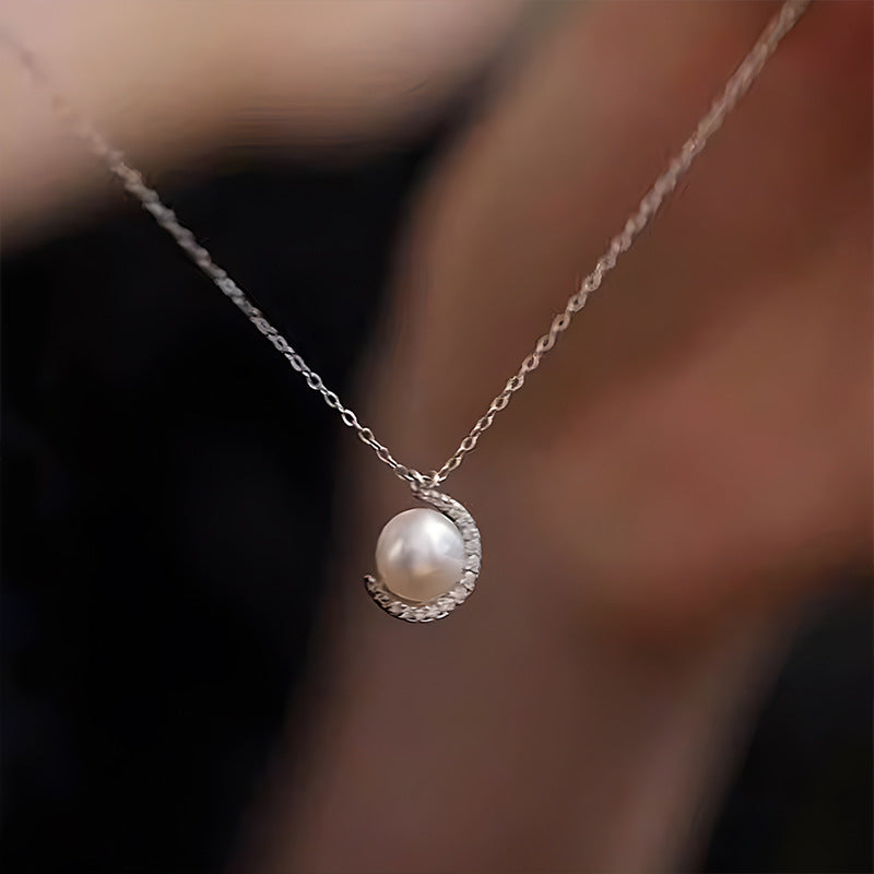 Moonlight Moissanite Pendant Necklace – 925 Sterling Silver with Natural Freshwater Pearl