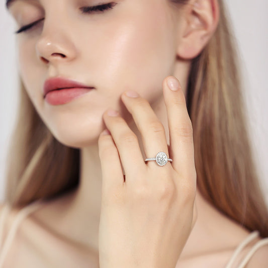 925 Sterling Silver PT950-Plated Oval Moissanite Solitaire Ring – Elegant ‘Pigeon Egg’ Gemstone Jewelry