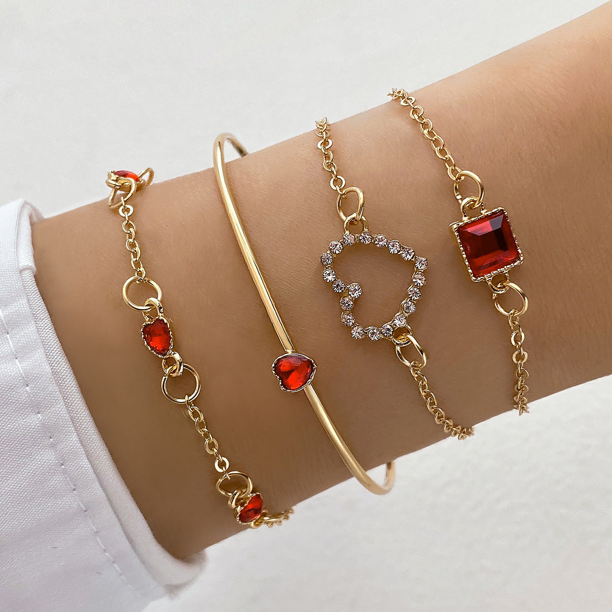 (Stainless)Set of 4-5 bracelets (10 different designs)