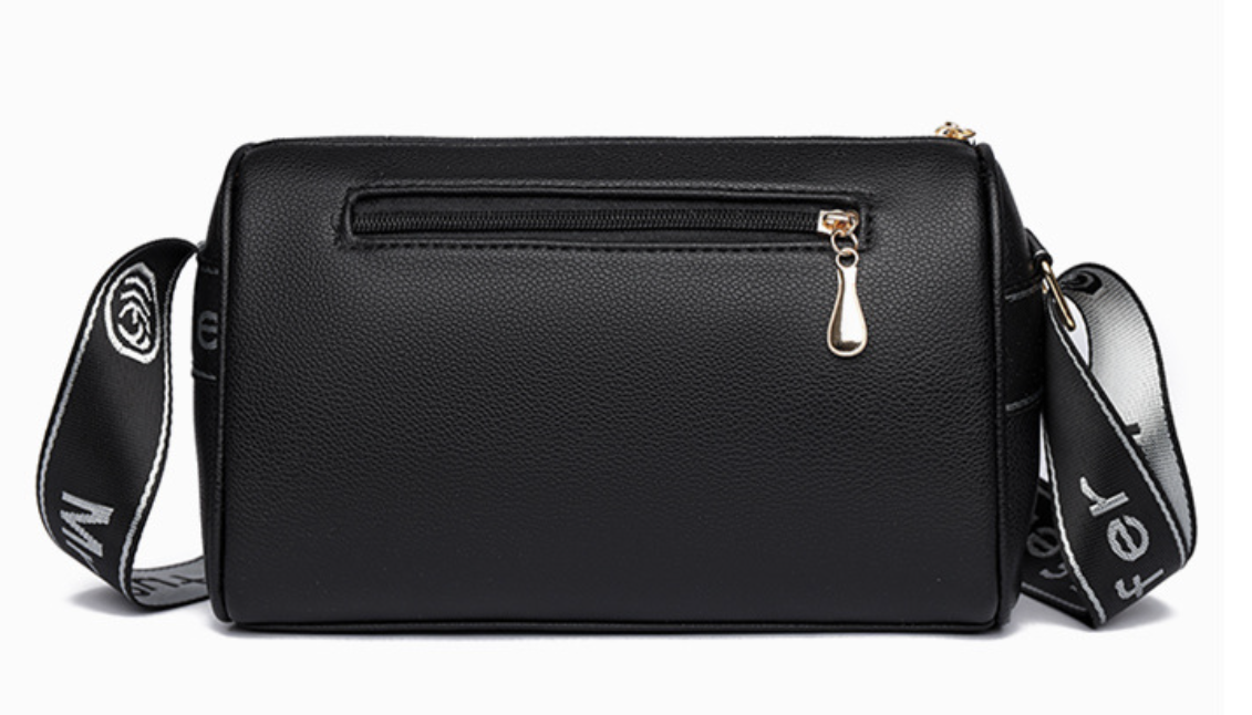 Minimalist Versatile Shoulder Bag